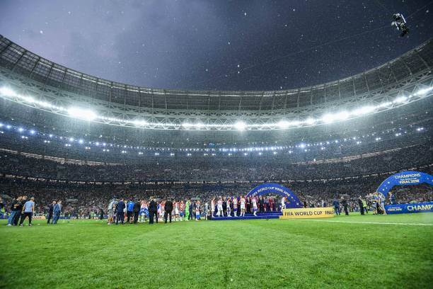 遠不止於一 遠不止於一